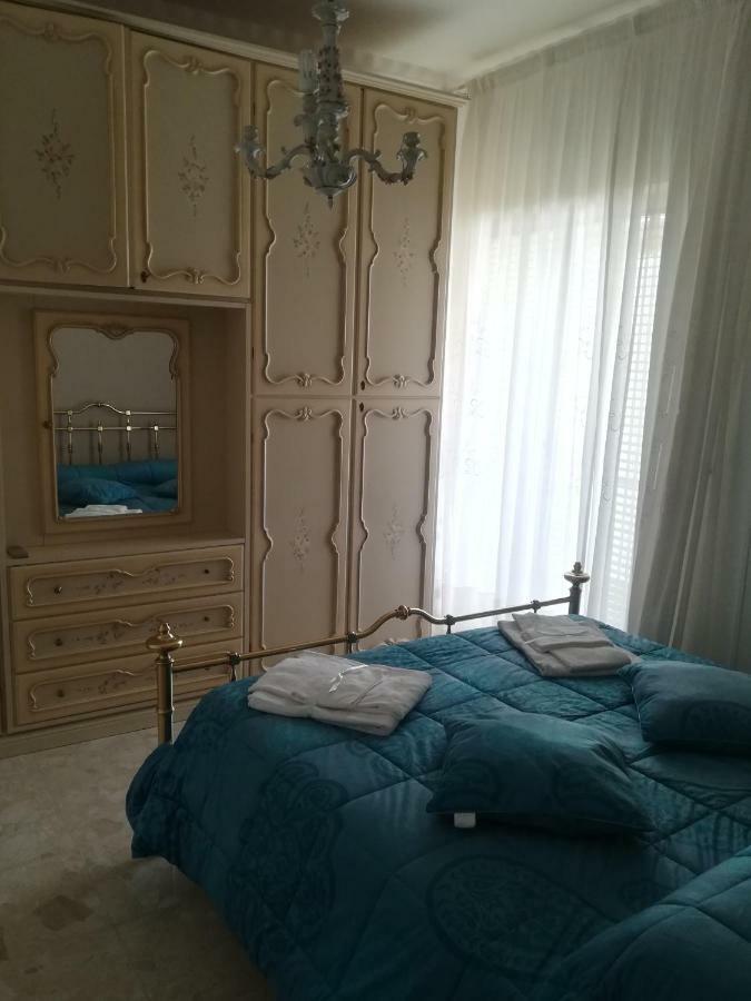Napoli Bed & Flyヴィラ エクステリア 写真